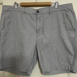 St. John's Bay Men's Shorts 40" Waist 7" seam - Gray